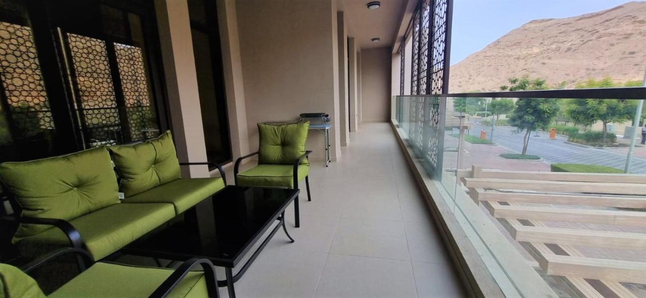 One 2Bhk Elegant Apartment In Muscat Bay 03 Exteriör bild