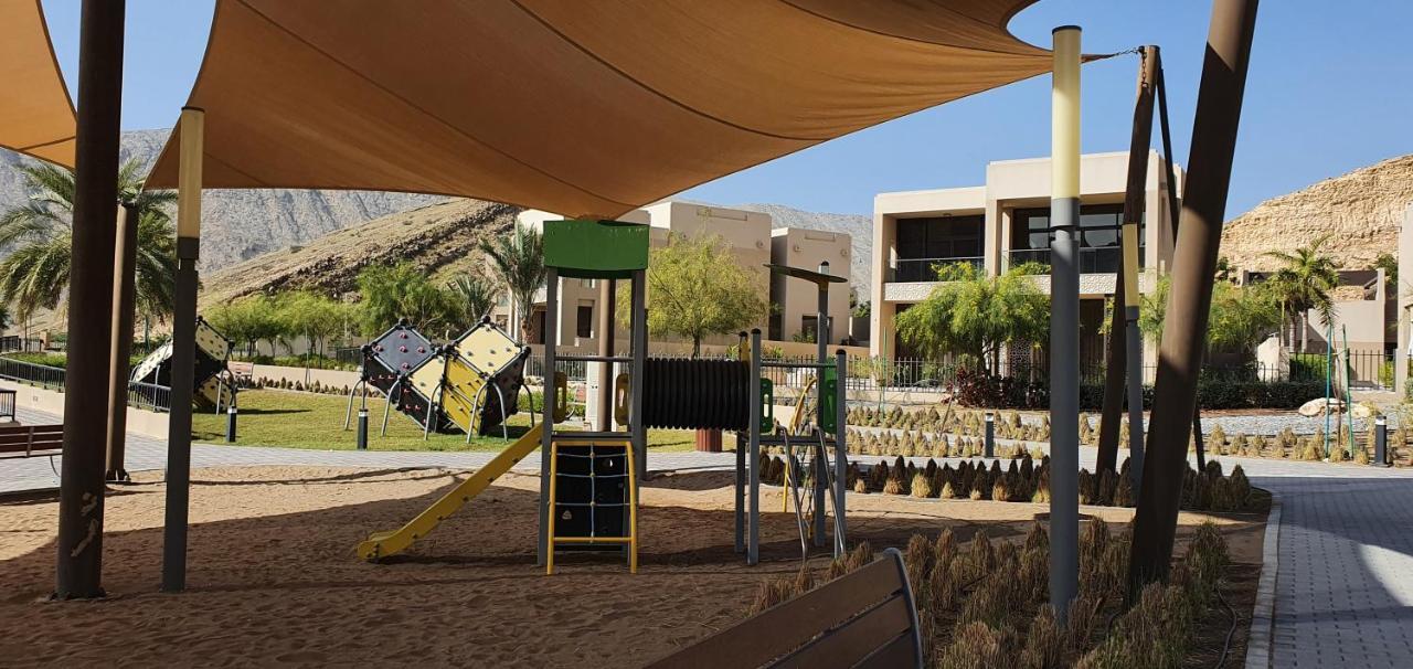 One 2Bhk Elegant Apartment In Muscat Bay 03 Exteriör bild