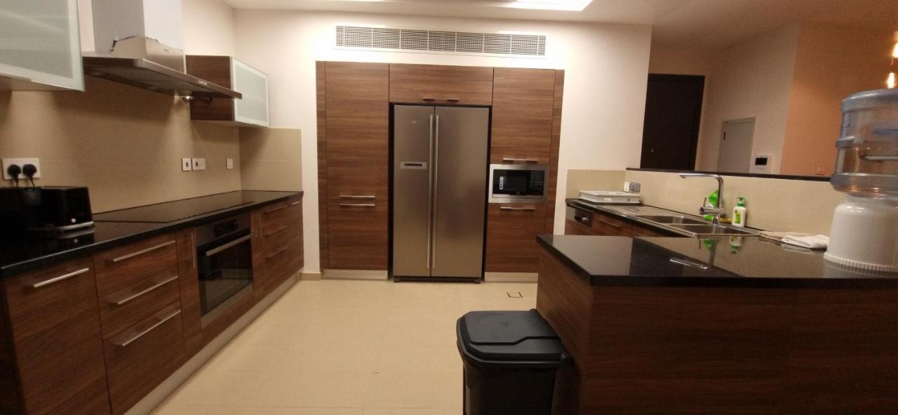 One 2Bhk Elegant Apartment In Muscat Bay 03 Exteriör bild