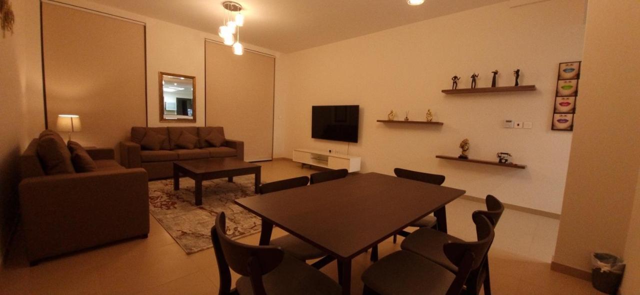 One 2Bhk Elegant Apartment In Muscat Bay 03 Exteriör bild